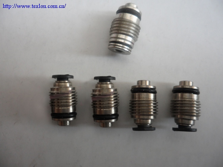 Solenoid valve gas fitting