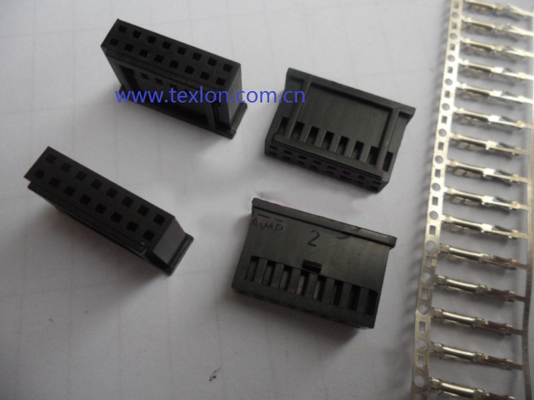 MPP Motor AMP 2X8 plug and Pin